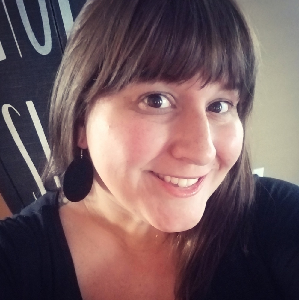 Meet your Posher, Holly